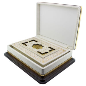 قرآن عروس سفید معطر جعبه دار کد 5008-1